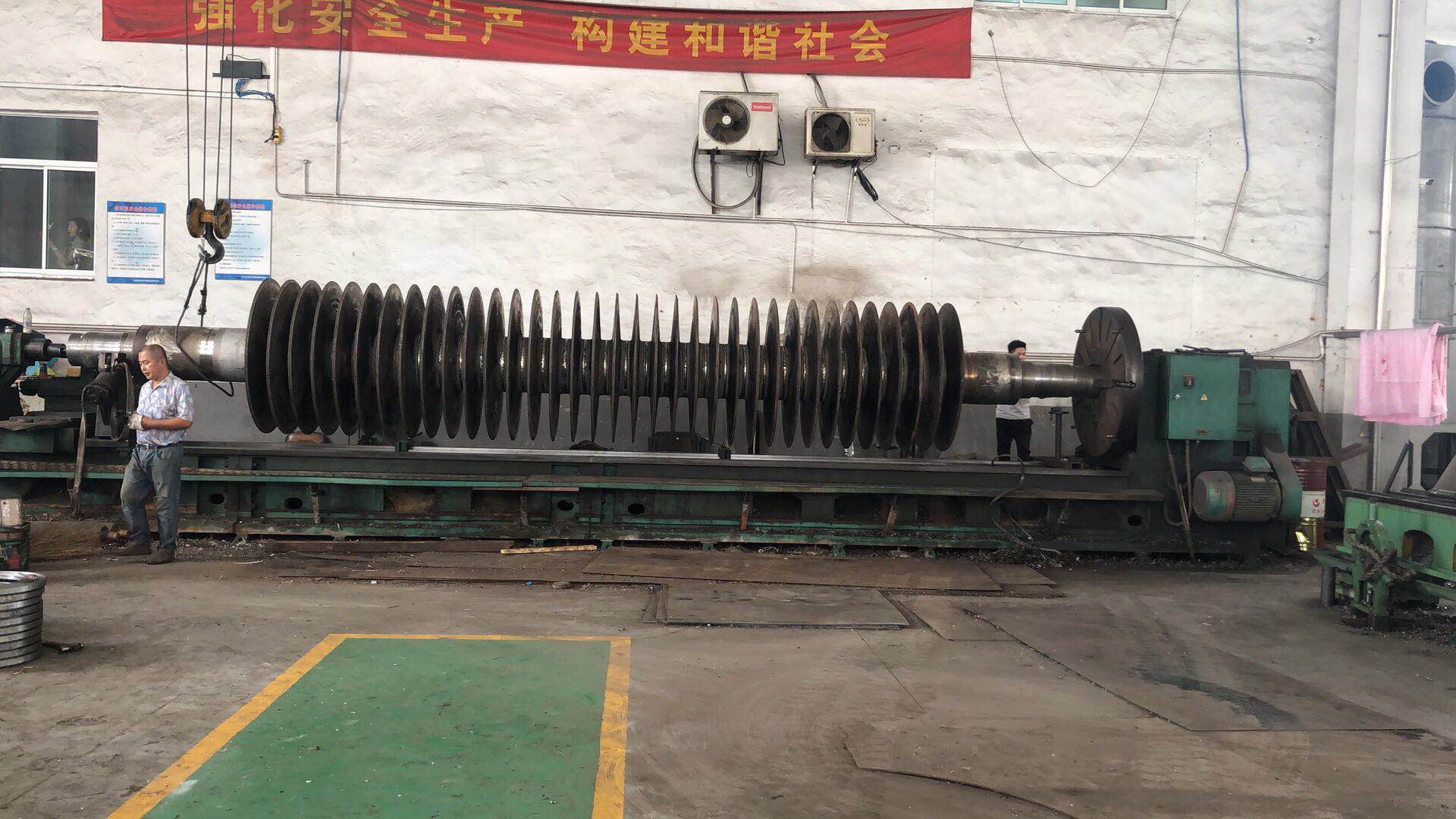 大型车床