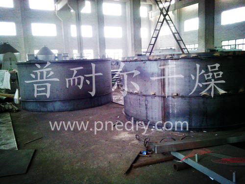 真空盘式干燥机制作现场