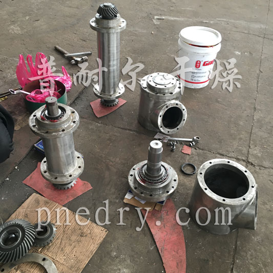 双螺旋混合机组装现场 双螺旋混合机组装现场